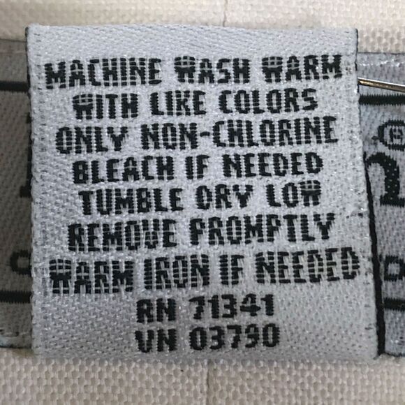 LL Bean Men's Cream Button Down 17.5 Wrinkle Resistant Shirt - Picture 6 of 6